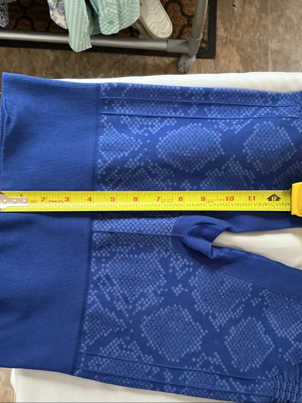 Lululemon Blue Cropped Leggings Ruched Hem Size 6 (Estimated)